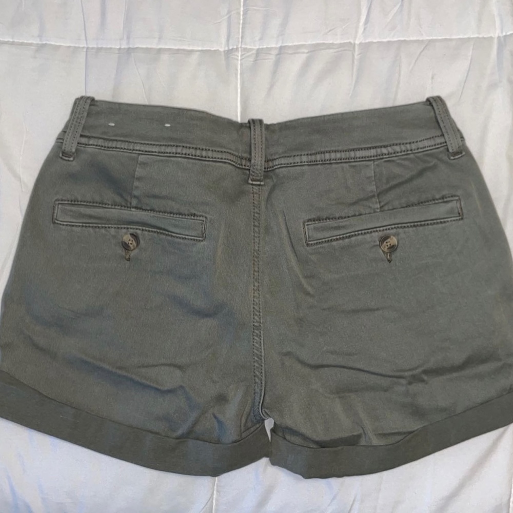 Midi Shorts - Picture 2 of 3